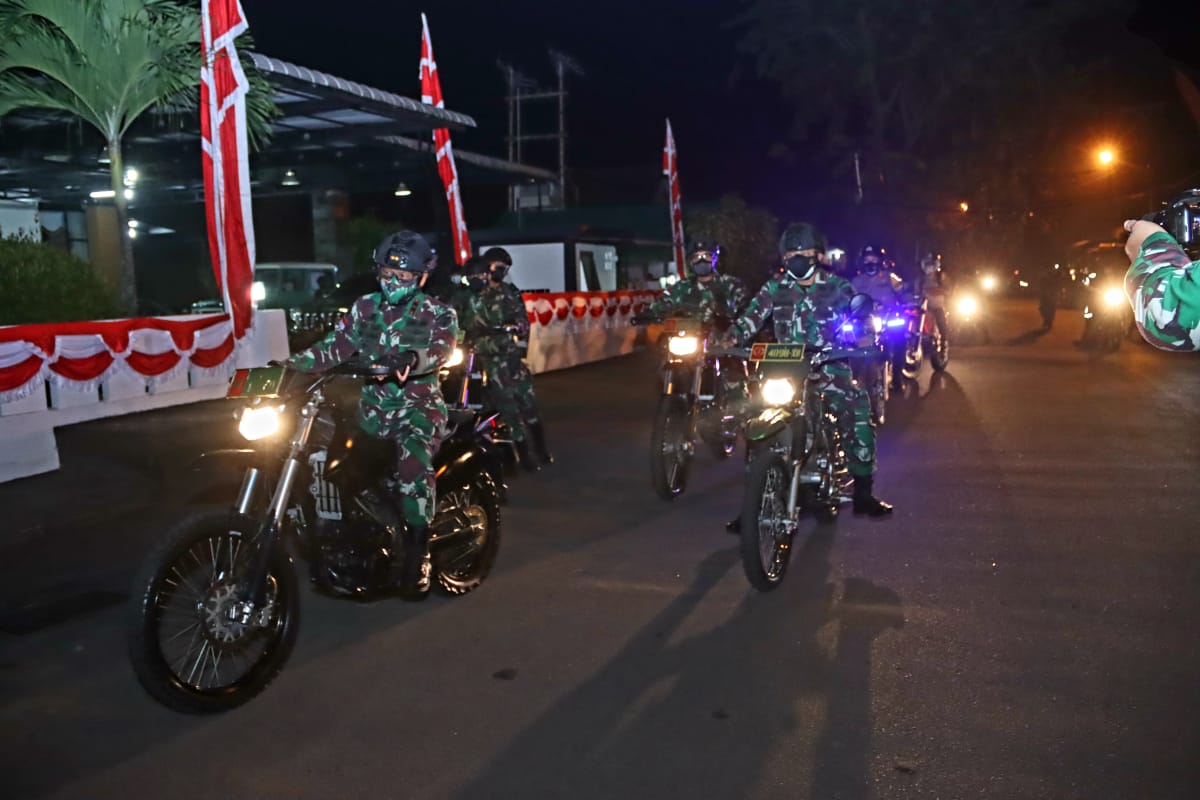 Pangdam XII/Tpr Pimpin Patroli dan Tinjau Posko PPKM