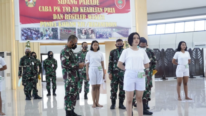 Kasdam Hasanuddin Pimpin Sidang Parade Caba PK TNI AD Sumber Keahlian dan Reguler