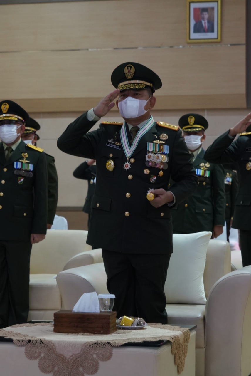 Pangkostrad Ikuti Upacara Peringatan HUT Ke-76 RI Secara Virtual