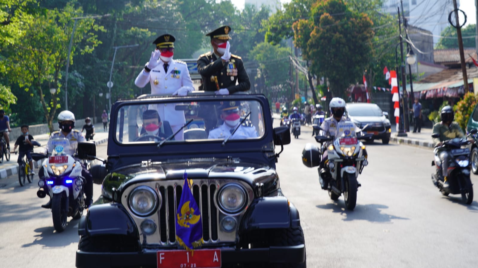 Peringatan HUT RI ke 76, Danrem 061/Sk Bacakan Ikrar Kebangsaan Pengibaran Bendera Merah Putih di Tugu Kujang Kota Bogor