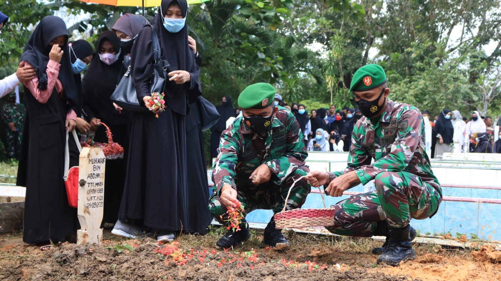 Dandim Pimpin Upacara Pemakaman Anggota Kodim 1417/Kendari