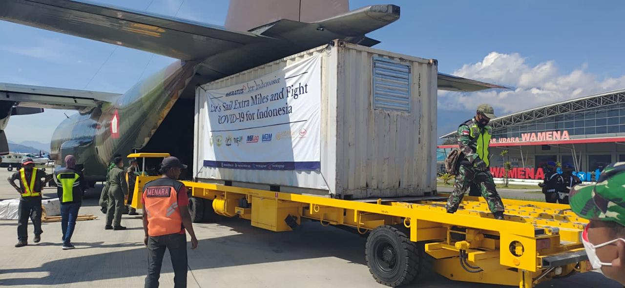 Dua Pesawat C-130 Hercules TNI AU Angkut Generator Oxygen ke Jayawijaya Papua