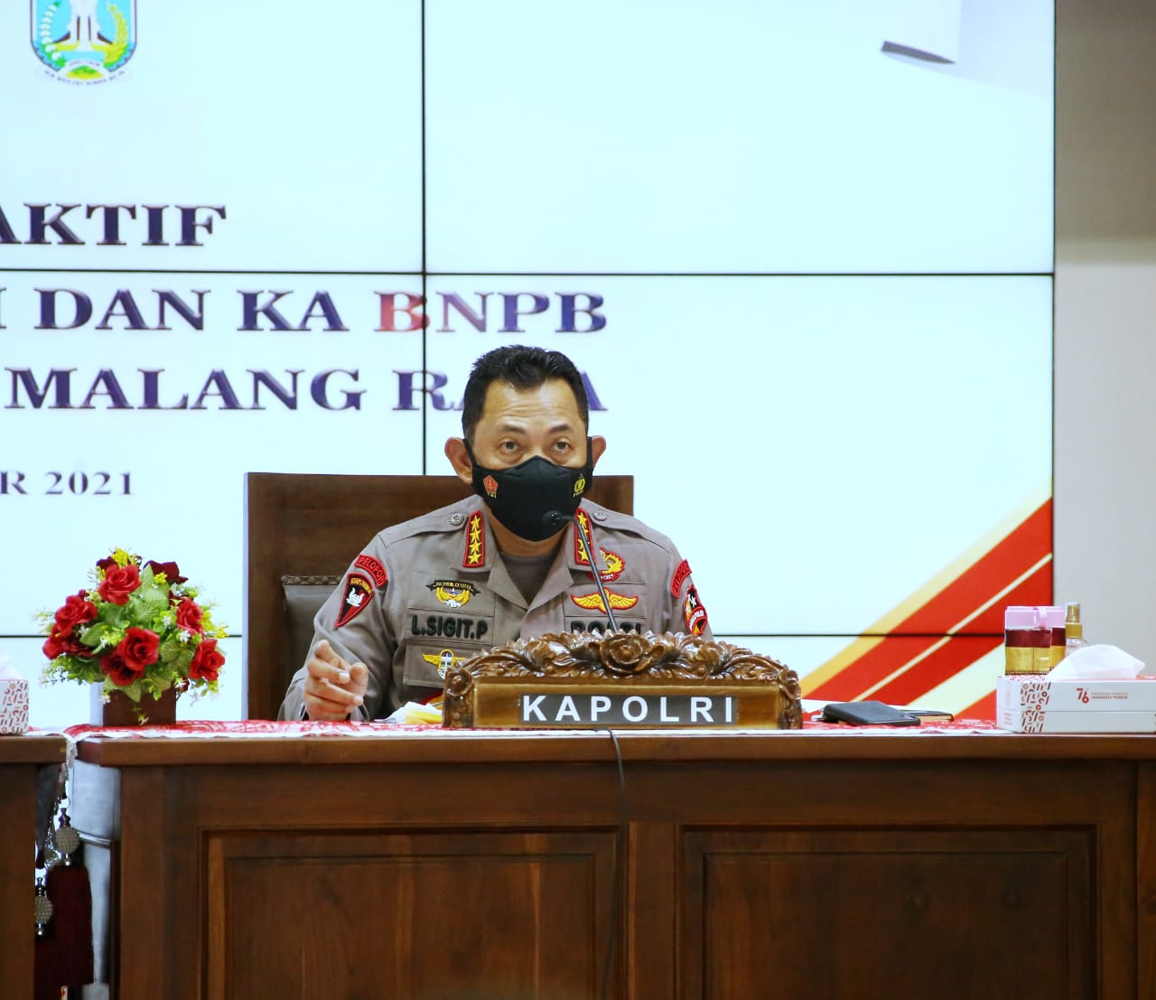 Kapolri Minta Forkopimda Malang Raya Pertahankan Angka Isoter dan Akselerasi Vaksinasi