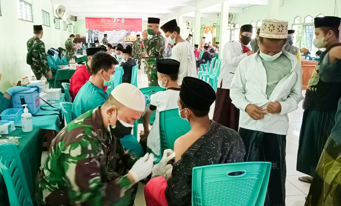 Forkopimda Bojonegoro Ikuti Acara Virtual Kunjungan Panglima TNI dan Kapolri Tinjau Vaksinasi Massal di Jawa Timur