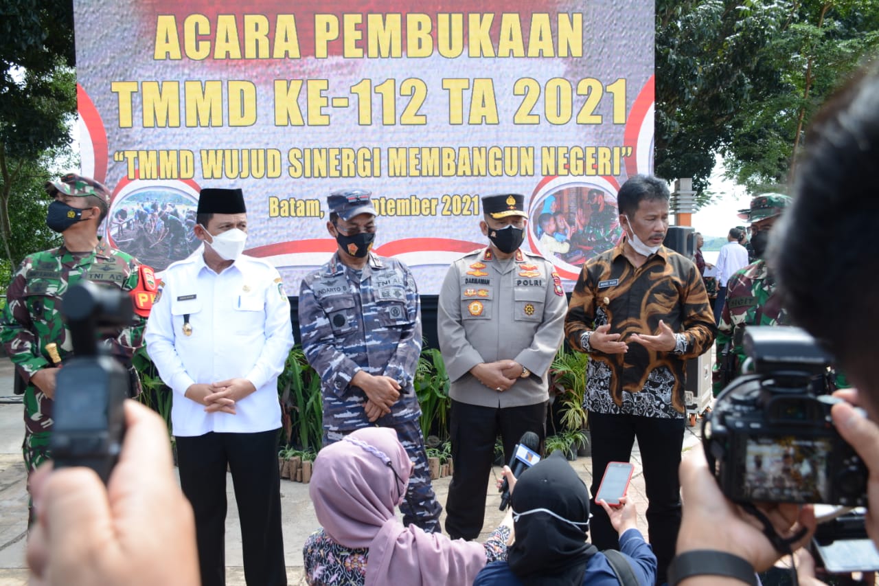 Danlantamal IV Hadiri Pembukaan TMMD KE-112 di Batam