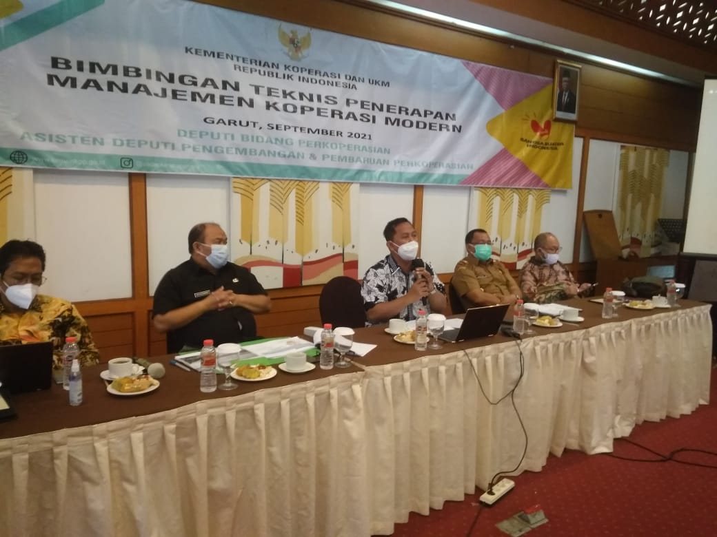 KemenkopUKM  Dukung Peningkatan Kapasitas dan Kompetensi Pengurus Koperasi Sektor Riil menuju Entitas Bisnis Modern