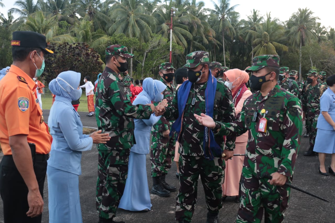 Pangkoopsau III Sambangi Lanud Pattimura