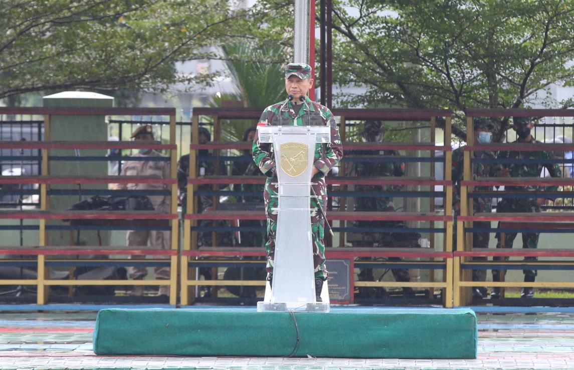 Pangdam XII/Tpr Beri Pengarahan Kepada Prajurit dan PNS