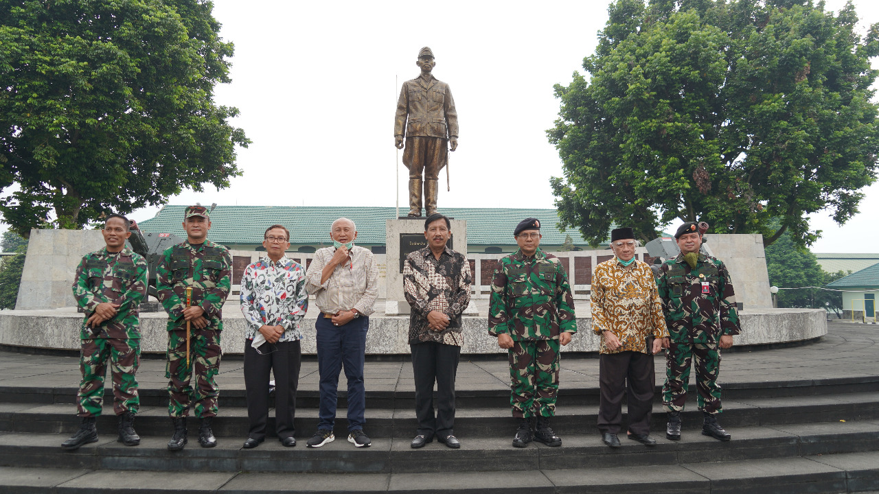 Hadiri Kegiatan YAPETA, Danrem 061/Sk Sampaikan Sejarah Laskar Pembela Tanah Air Penting Untuk Generasi Penerus