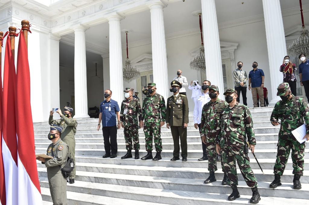 Kasum TNI Tinjau Pelaksanaan Gladi Bersih HUT ke-76 TNI Di Istana Merdeka