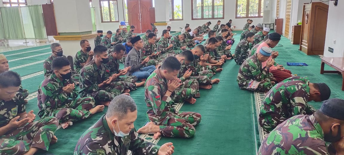 Kodam XVIII/Kasuari Gelar Doa Bersama Peringati HUT Ke-76 TNI