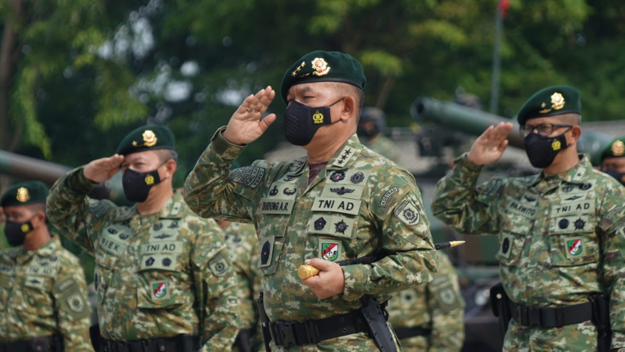 Pangkostrad Ikuti Upacara HUT Ke-76 TNI Secara Virtual