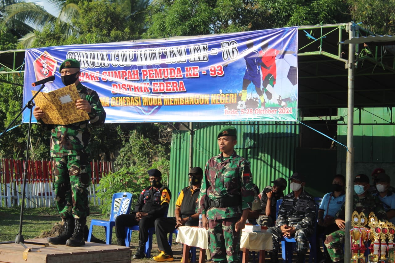 Memperingati HUT TNI Ke-76 dan Hari Sumpah Pemuda Satgas Pam Rahwan Yonif 315/Garuda “Bersatu Berjuang Kita Pasti Menang