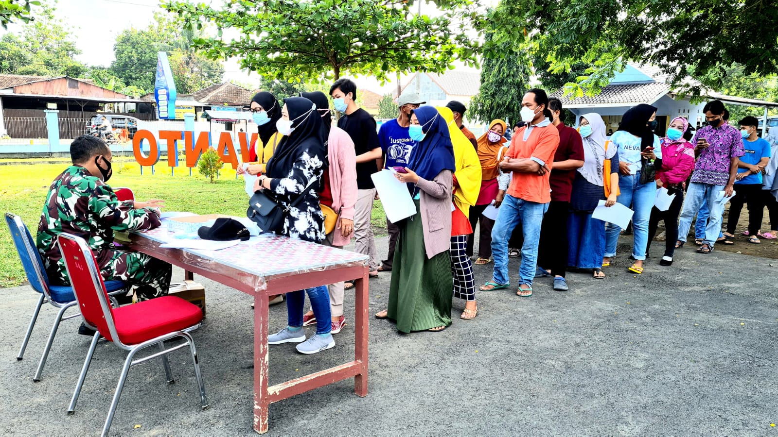 Lanud Smo Gencar Berikan Vaksin Bagi Masyarakat, Hari Ini 713 orang Mendapatkan Vaksin