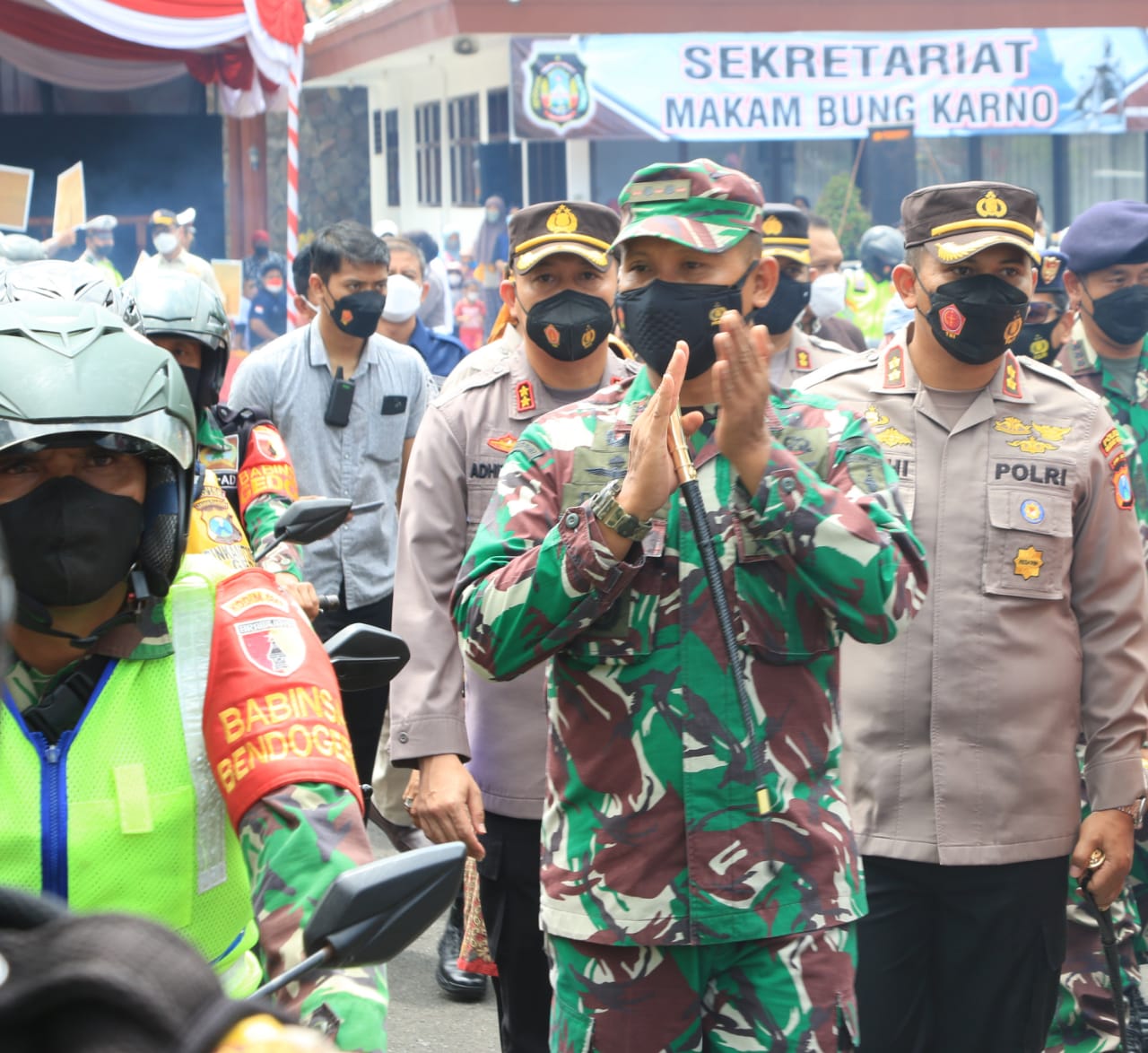 Permudah Warga Mendapatkan Vaksin, Dandim 0808/Blitar Berangkatkan Biker Vaksinasi Door To Door