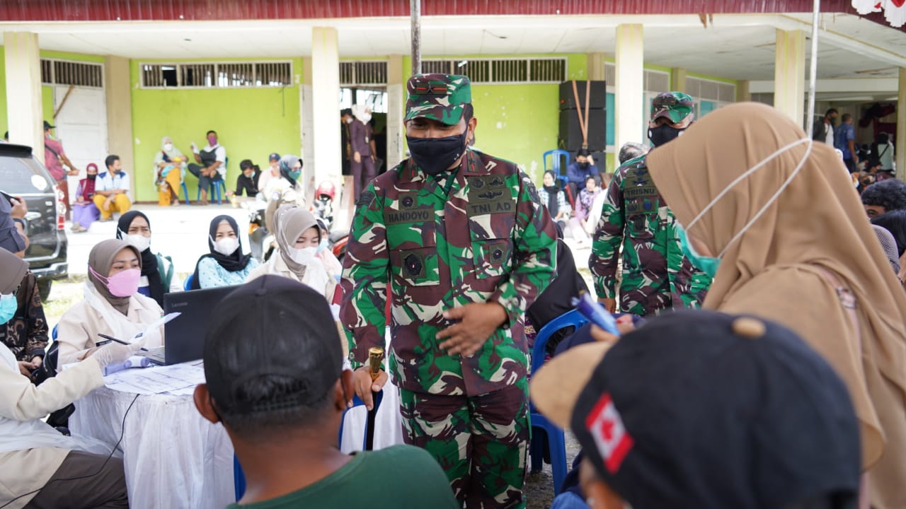 Danrem 041/Gamas : Forkopimda Bengkulu Terus Lakukan Evaluasi Pelaksanaan Vaksinasi