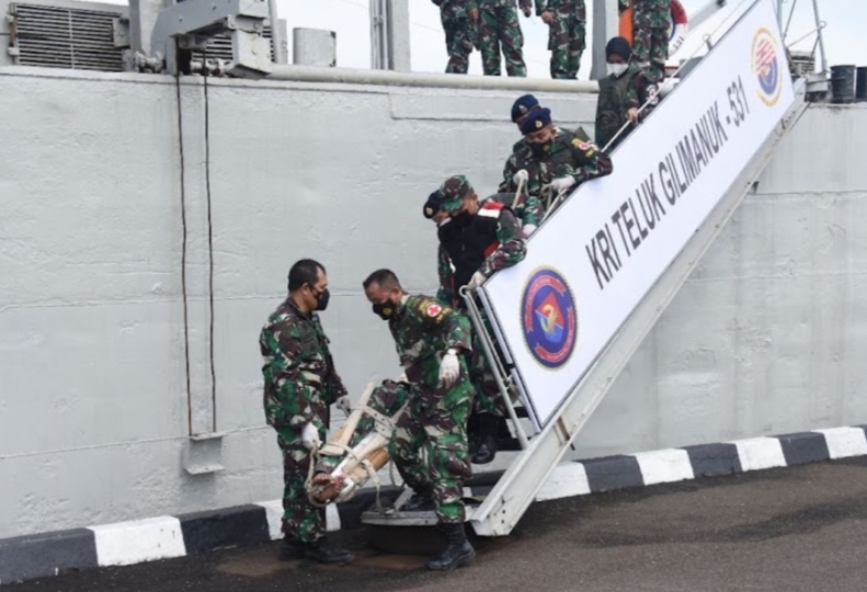 Dilarikan Ke RS ABK KRI Teluk Gilimanuk-531 Alami Patah Tulang Dan Luka Bakar