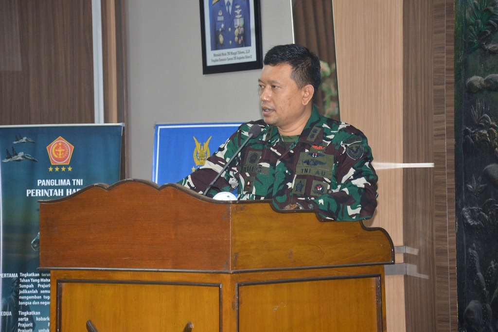 Ceramah Intelijen Bidang Luar Negeri Bagi Perwira Lanud Abd Saleh