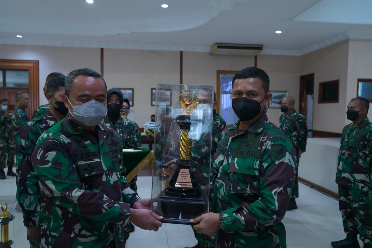 Kodim Singkawang Raih Juara Lomba Binter TNI AD TA. 2021