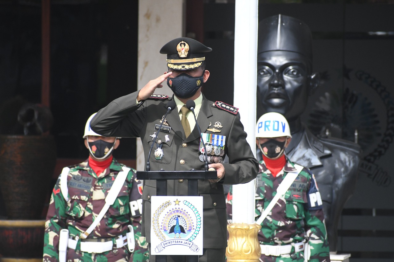 Gelar Upacara Hari Pahlawan, Danrem : Mari Maknai Untuk Mengisi Kemerdekaan