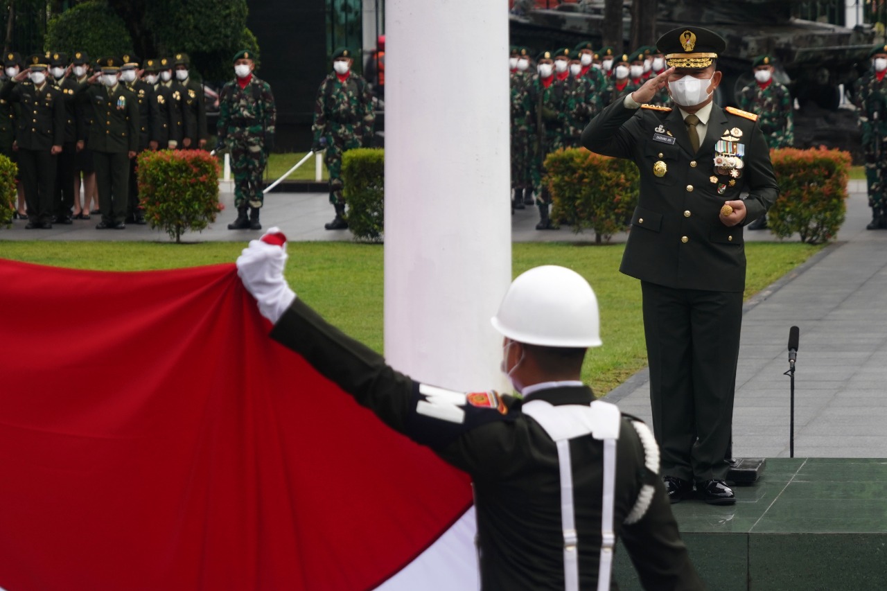 Pangkostrad Pimpin Upacara Peringatan Hari Pahlawan 10 November 2021