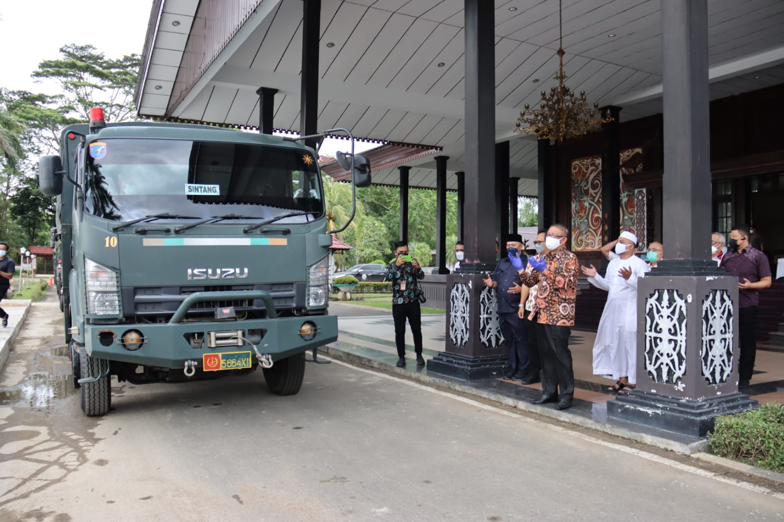 Bantu Distribusikan Bantuan Gubernur, Kodam XII/Tpr Kerahkan Armadanya