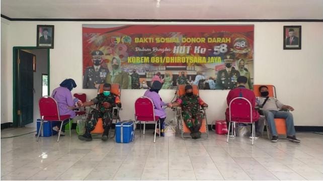 Kodim 0801 Pacitan Gelar Bhakti Sosial Donor Darah Dalam Rangka HUT Korem 081/Dsj