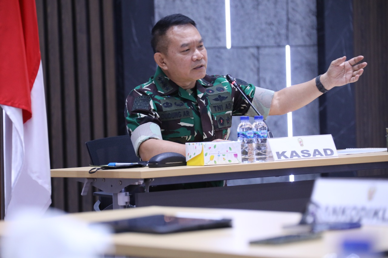 Kasad Berikan Pengarahan Kepada Pati dan Pamen TNI AD