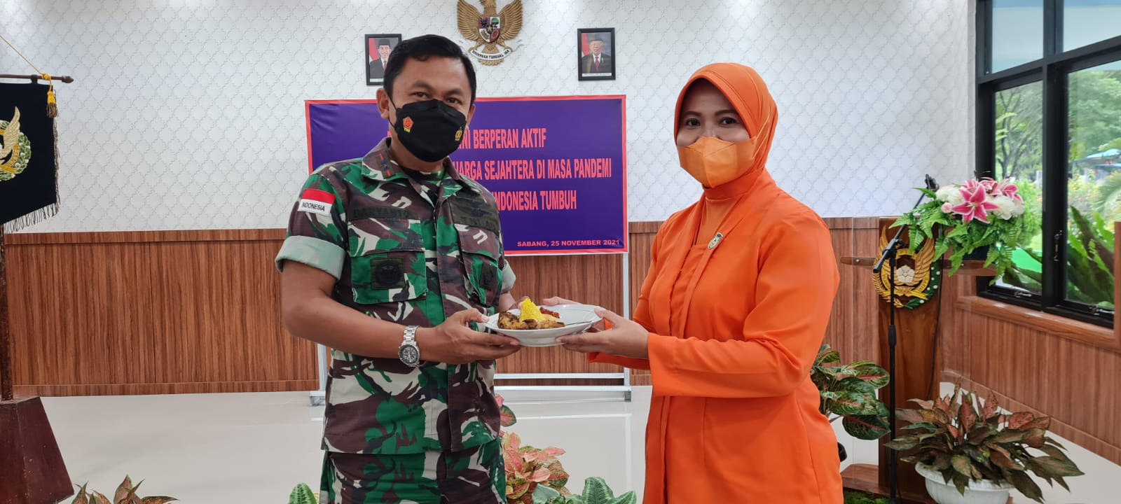 Lanud MUS Peringati Puncak HUT Ke-65 PIA Ardhya Garini Ditandai Dengan Potong Tumpeng