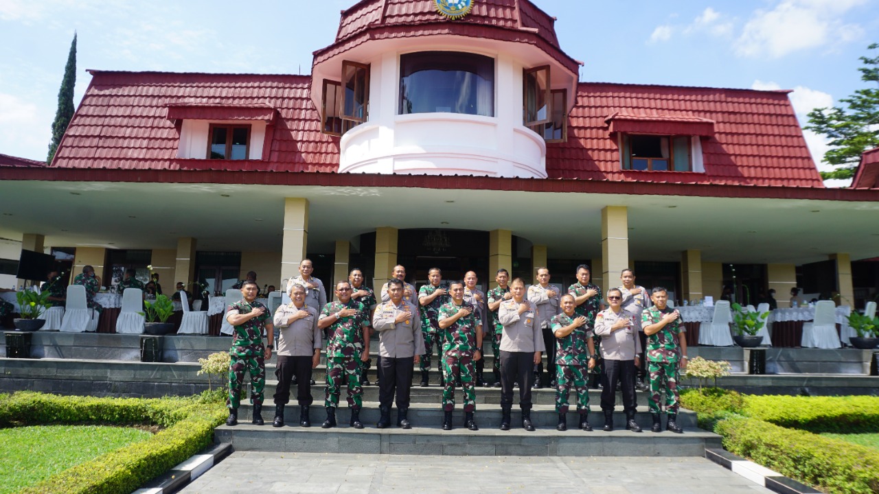 Kunjungan Kerja Kasetukpa Lemdiklat Polri dalam rangka Kolaborasi Pendidikan dengan Secapa TNI AD