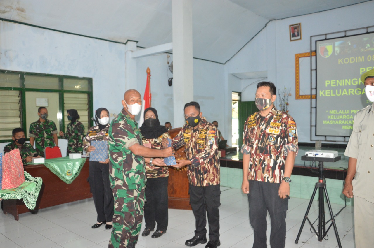 Kodim 0802/Ponorogo Gelar Pembinaan Peningkatan Kemampuan Keluarga Besar TNI