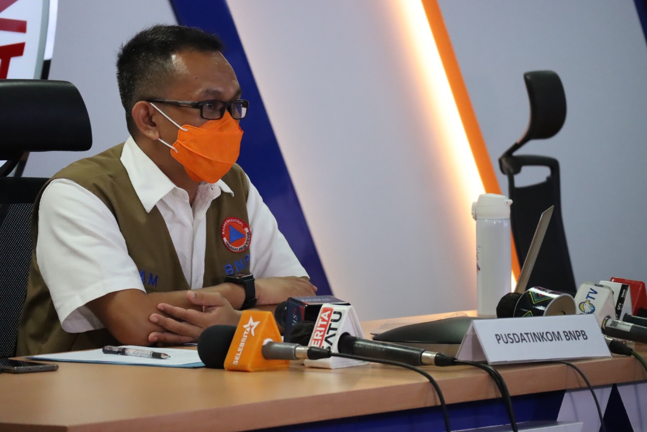 Sebanyak 15 Warga Meninggal Dunia dan 27 Lainnya Hilang Akibat Erupsi Semeru