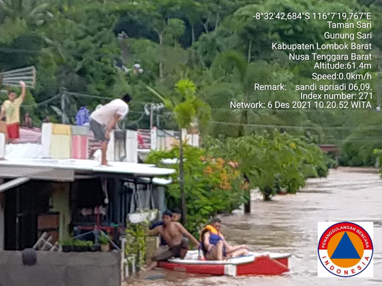 Cuaca Ekstrem Akibatkan Banjir, Berdampak 404 KK Warga Lombok Barat Mengungsi