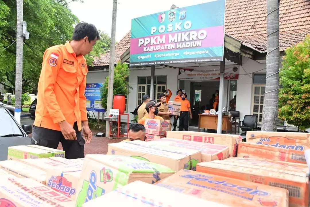 Forkopimda Kabupaten Madiun Berangkatkan Bantuan Kemanusiaan Erupsi Gunung Semeru