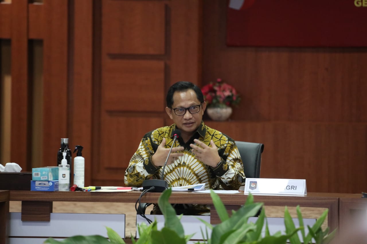 Mendagri Minta Kepala Daerah di Provinsi Aceh Tangkal Hoaks Soal Vaksin