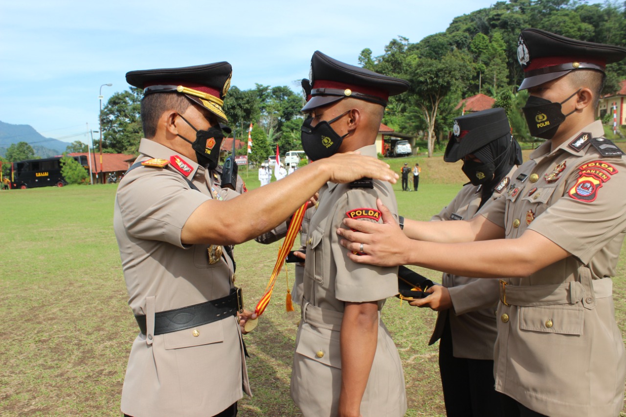 Inilah Tiga Bintara Terbaik SPN Polda Banten