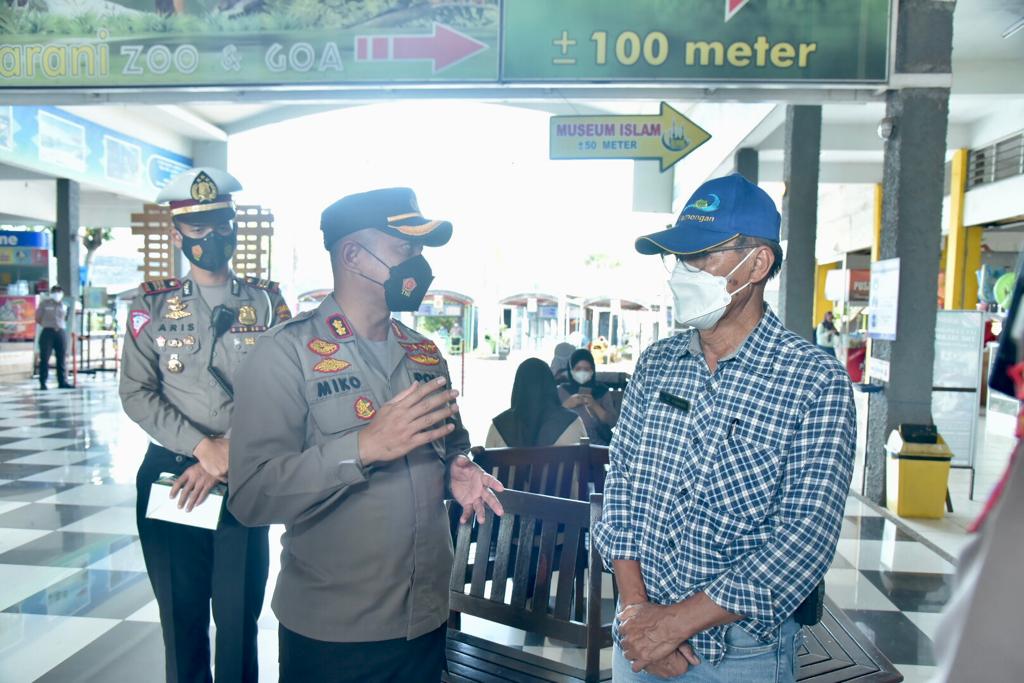 Pastikan Nataru Aman, Kapolres Lamongan Check Pusat Perbelanjaan Dan Objek Wisata