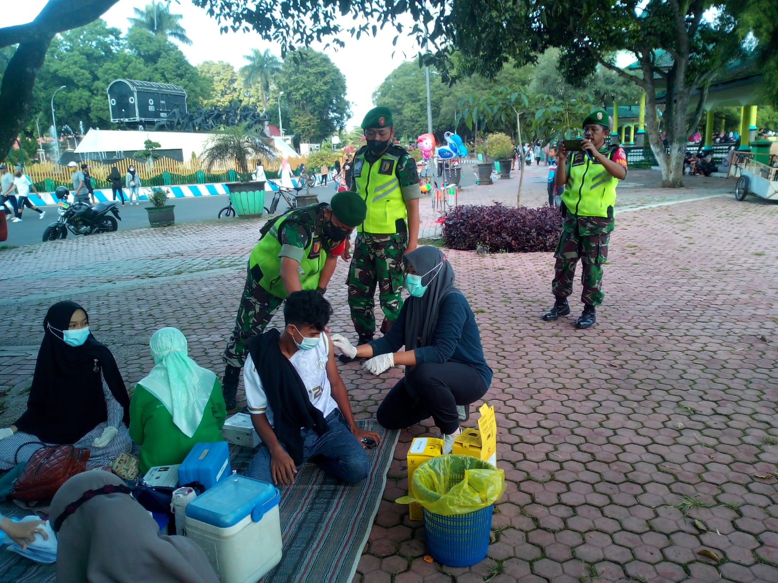 Kodim 0822 Bondowoso Gelar Sidak Vaksinasi, Sejumlah Warga Langsung Dilayani di Tempat