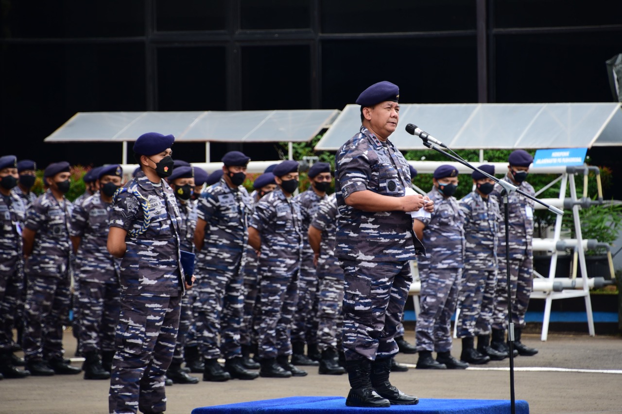 Sambut Tahun Baru 2022. Pushidrosal Gelar Apel Khusus