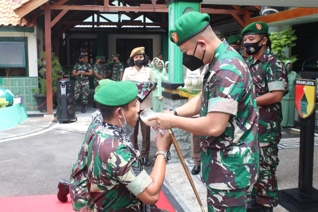 Dandim 0825/Banyuwangi Beserta Anggota Sambut Kedatangan Satgaster Dari Papua