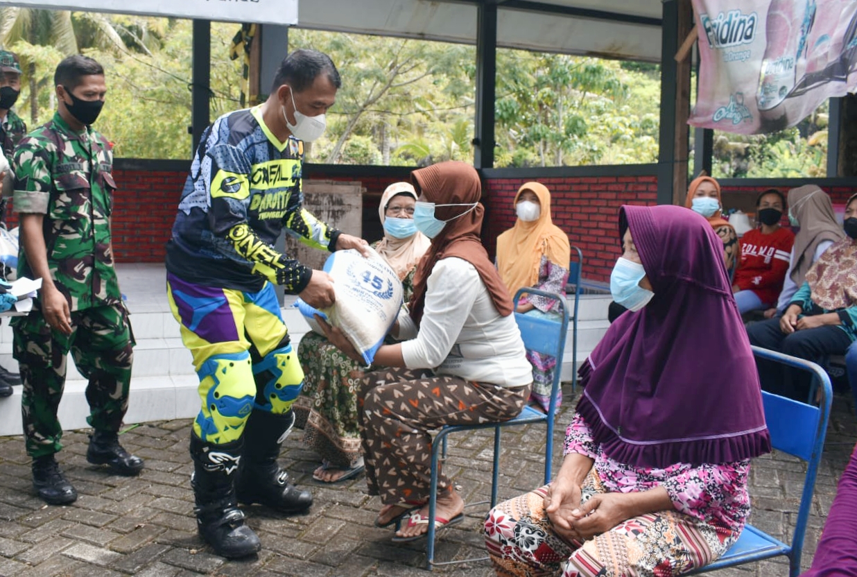 Dandim 0801 Pacitan Ikut Serta Memeriahkan Ngetrail Dan Baksos Bareng Danrem 081/Dsj