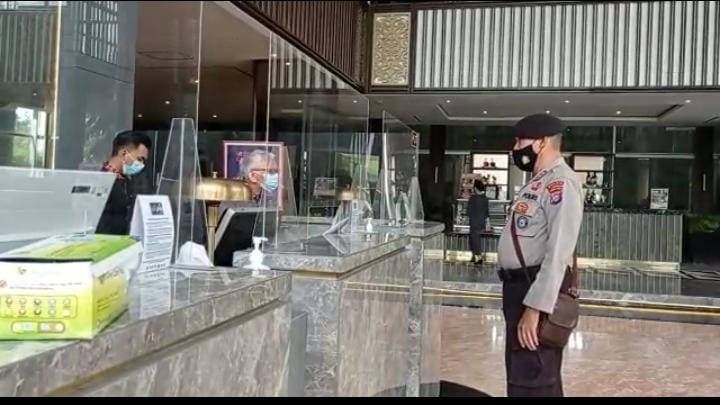 Patroli Dialogis, Ditpamobvit Polda Kalteng Sambangi Hotel Di Palangka Raya