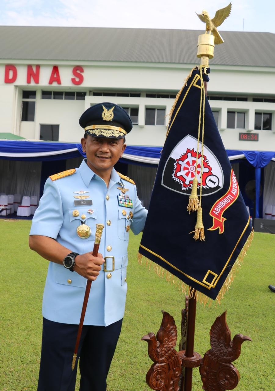 Pangkoopsau I Menghadiri Upacara Alih Kodal Koopsau I Menjadi Koopsud I