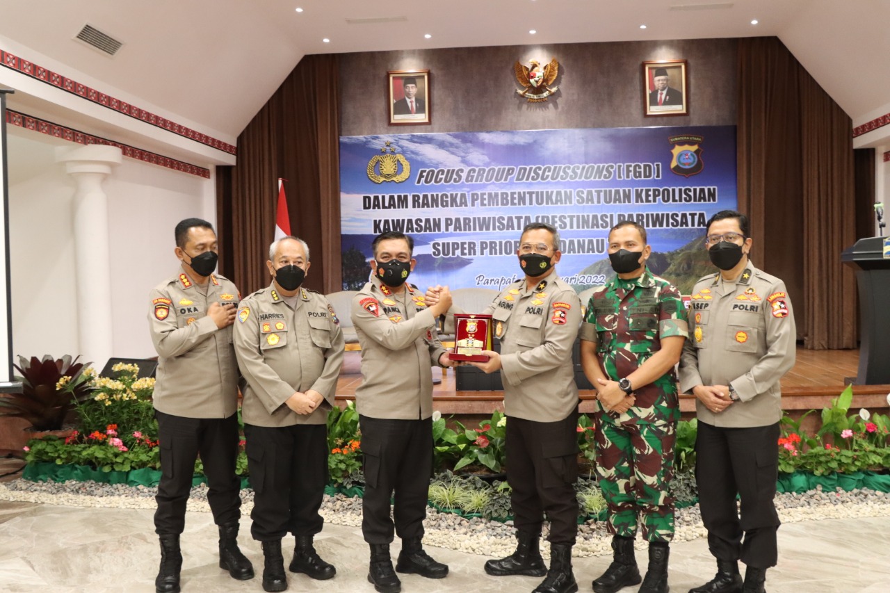 Kapolda Sumut Buka Acara FGD Pembentukan Satuan Kepolisian Kawasan Pariwisata Danau Toba