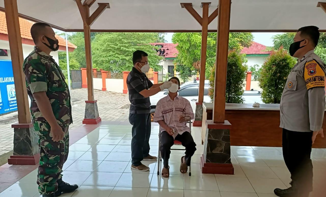 Kantongi Hasil Tes Swab Negatif, Dua PMI Dipulangkan Dari Shaler Madiun