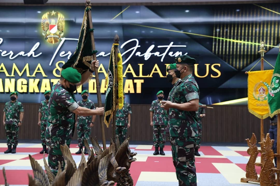 Mayjen TNI Maruli Simanjuntak, M.Sc., Resmi Jabat Pangkostrad