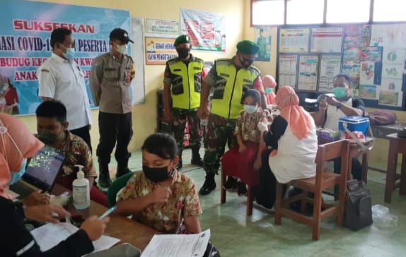 Sebanyak 84 Siswa – Siswi SDN 1 Budug Mengikuti Vaksinasi