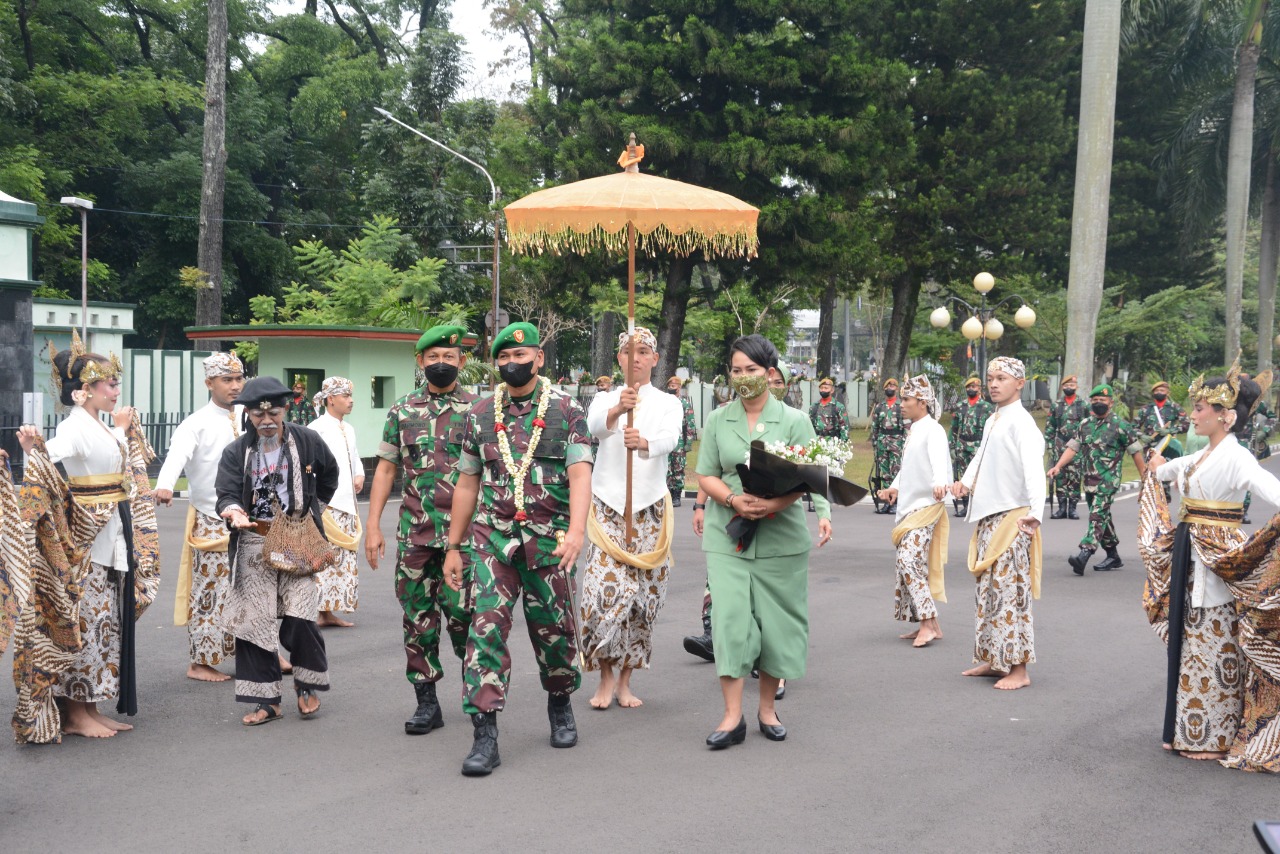 Kodam III/Siliwangi Gelar Acara Penyambutan Pangdam Baru