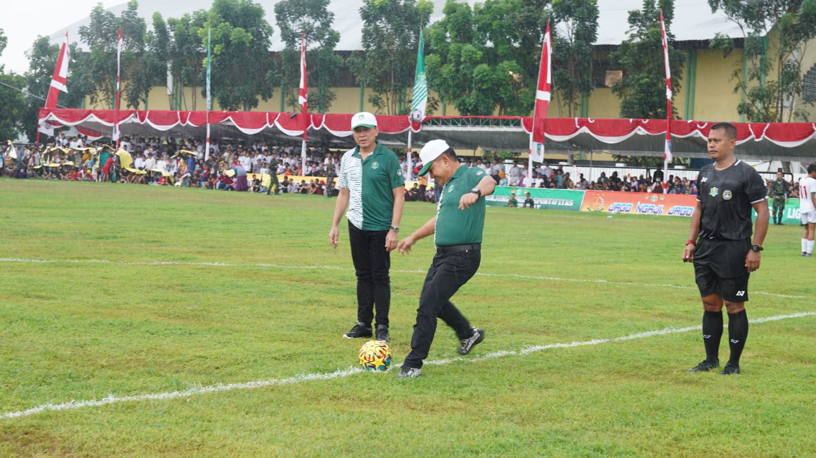 Kick Off Oleh Kasad, Tanda Dimulainya Liga Santri PSSI Piala Kasad 2022 Dengan Kemeriahan Opening Ceremony