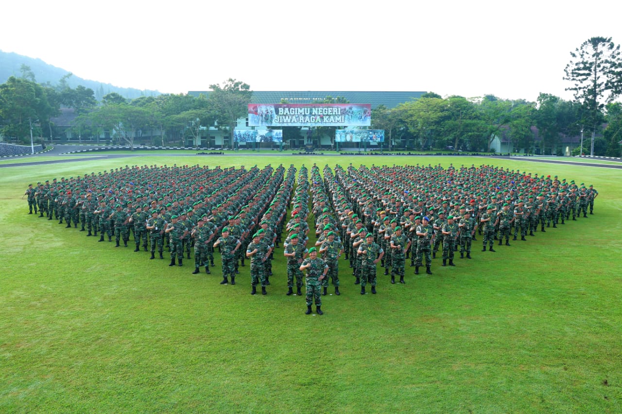 Buka AKS TNI AD, Kasad : Pemimpin Harus Dapat Menjawab Tantangan di Era Perubahan